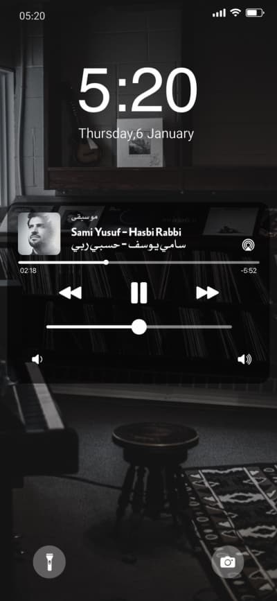 قالب شاشة قفل بمشغل موسيقى داكنة، للتحميل والتعديل مجاناً من أندلسي
